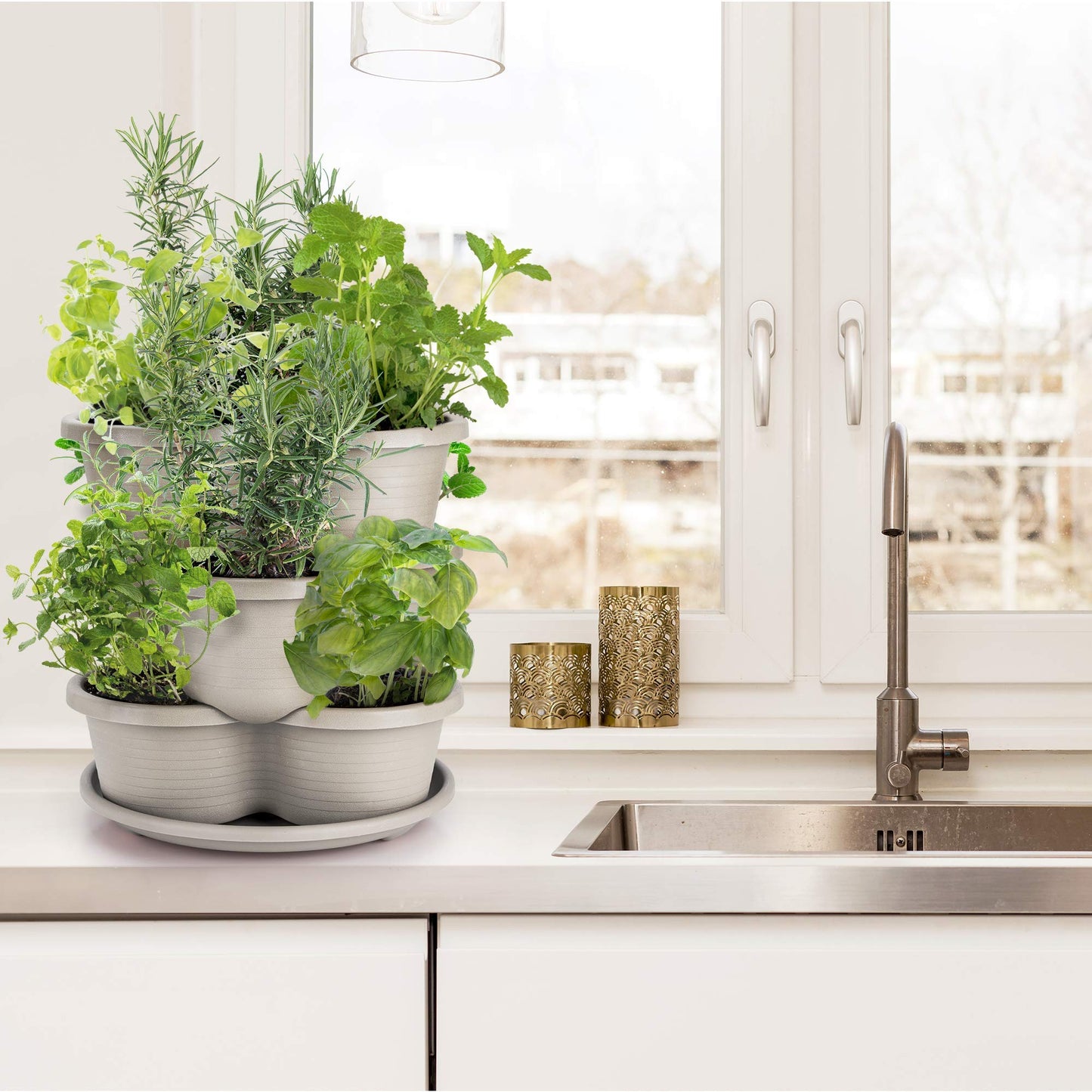 Amazing Creation Vertical Oasis Stackable Planter
